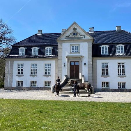 Rosenlund Gods - Kaelder B&B Sakskøbing Kültér fotó