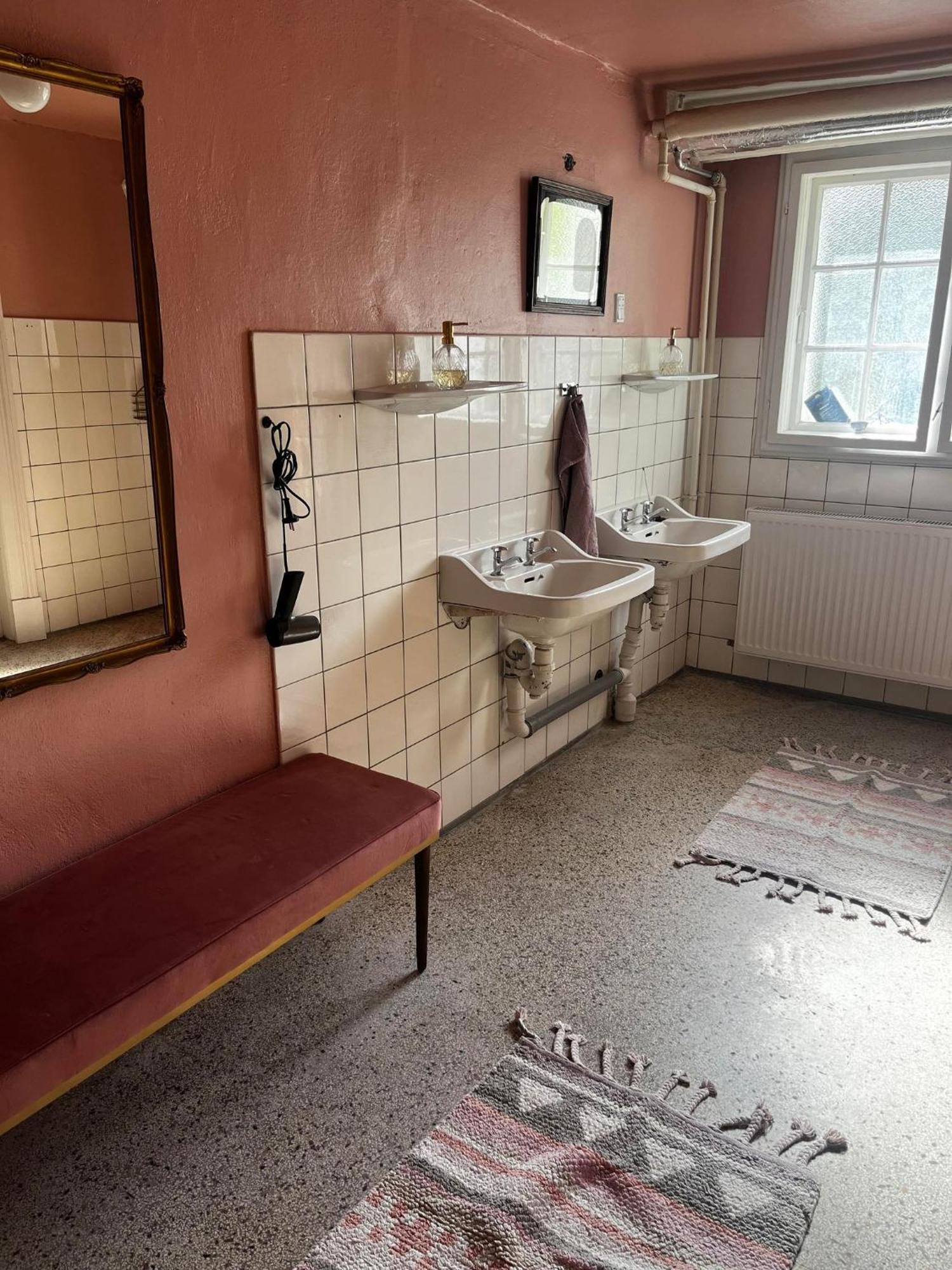 Rosenlund Gods - Kaelder B&B Sakskøbing Kültér fotó